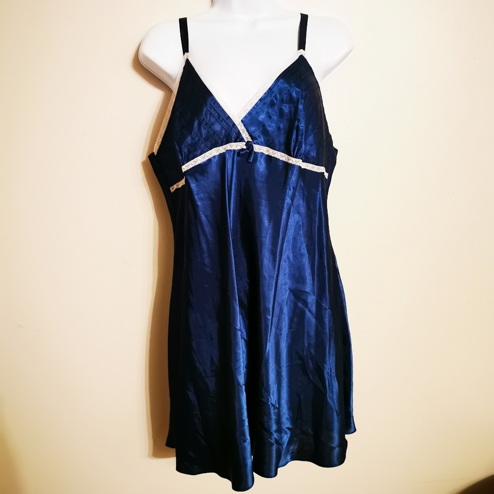 Jones of New York XL Cobalt Blue Lingerie